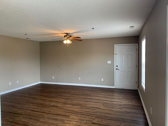 3rd image of 900 Flat Creek Village Dr #400-101