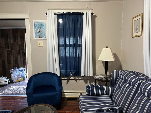 5th image of 7006 Garesche Ave