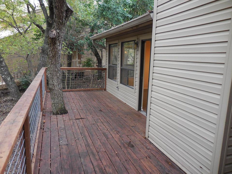 Unit B private deck