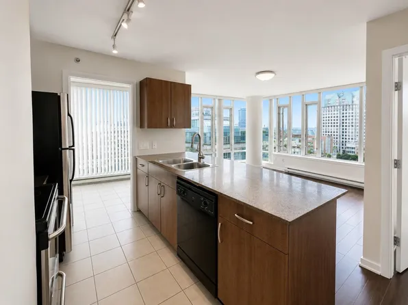 610 Granville St #1110, Vancouver, BC V6C 3T3