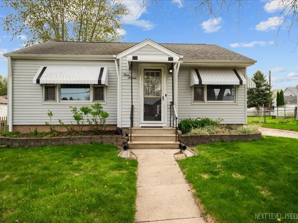 316 West St, Sycamore, IL 60178