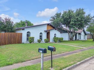9002 High Plain Ln, Dallas, TX 75249