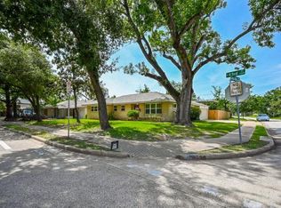 5233 W 43rd St, Houston, TX 77092