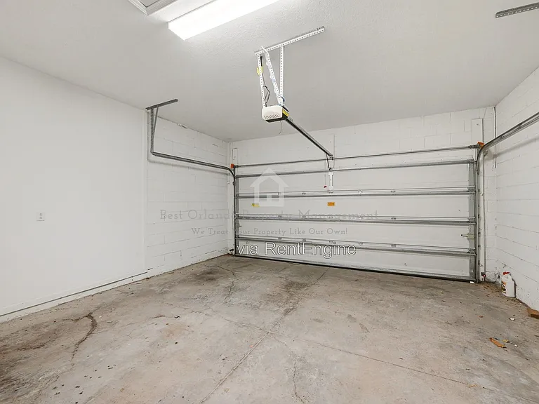 4386 Davos Dr — Photo 36