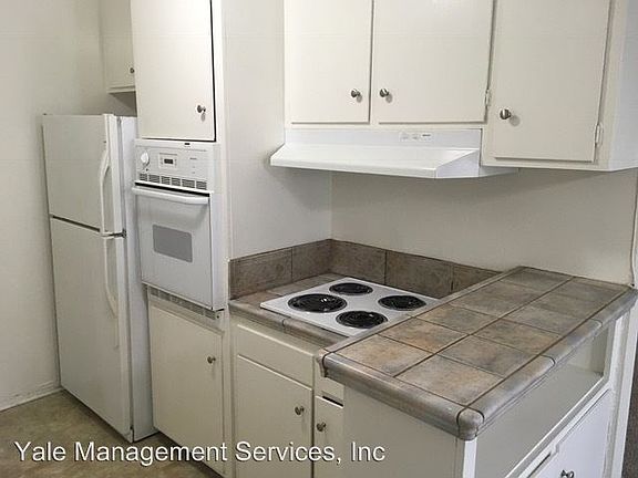 5th image of 17950 Burbank Blvd APT 25