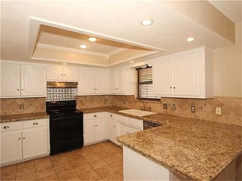 5th image of 313 Kings Canyon Dr