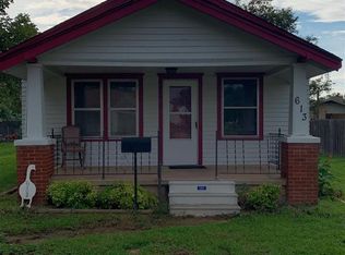 613 N 8th Ave, Fairview, OK 73737