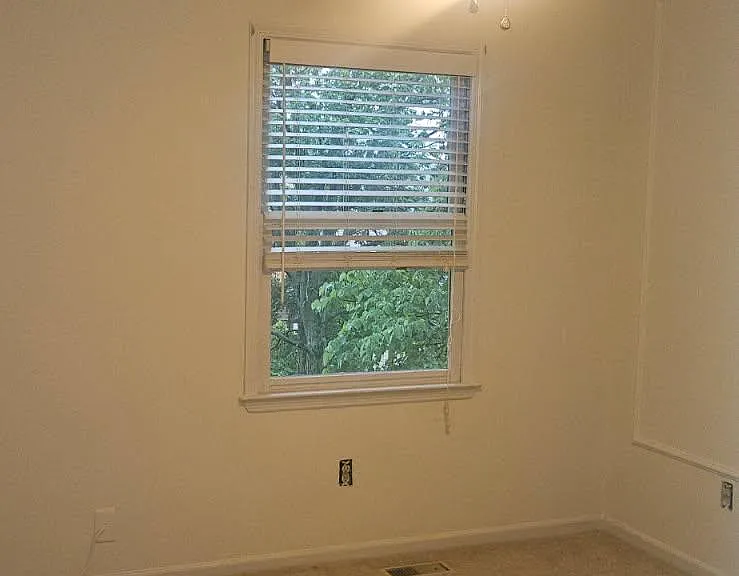 Additional bedroom