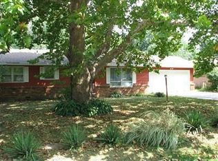 424 N Lone Pine Ave, Springfield, MO 65802