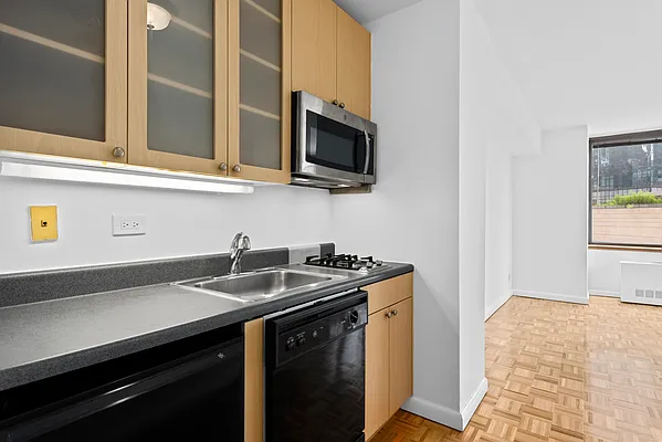 Rented by Douglas Elliman | media 11