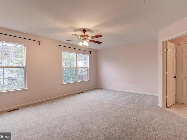 7700 Duneiden Ln — Photo 18
