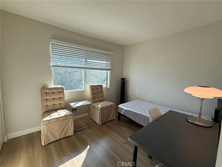 8234 Hamilton Grn — Photo 15
