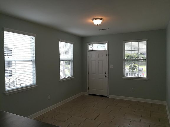 3rd image of 1714 Cambronne St