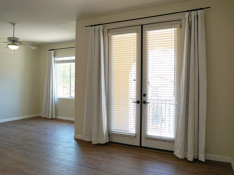 1816 Pintura Cir W — Photo 24