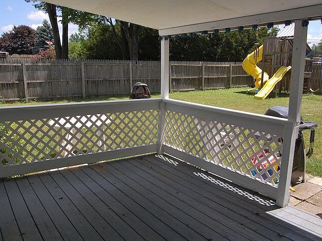 2nd image of 1436 Barbara Ln