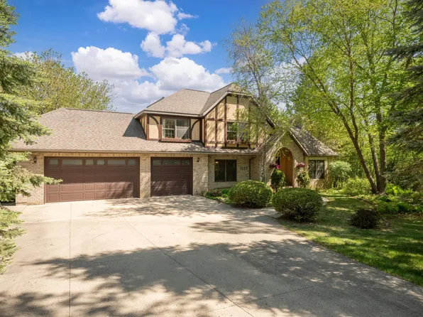 1937 Sagewood Ct NW, Rochester, MN 55901