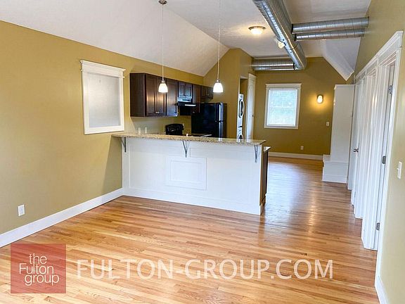 5th image of 11 Dwight Ave SE #2