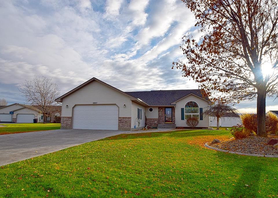 1st image of 3097 E Willowwood Cir