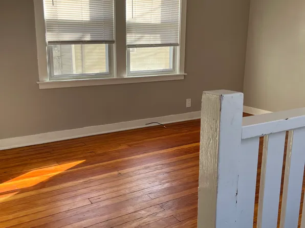 104 Grand Ave NE, Grand Rapids, MI 49503