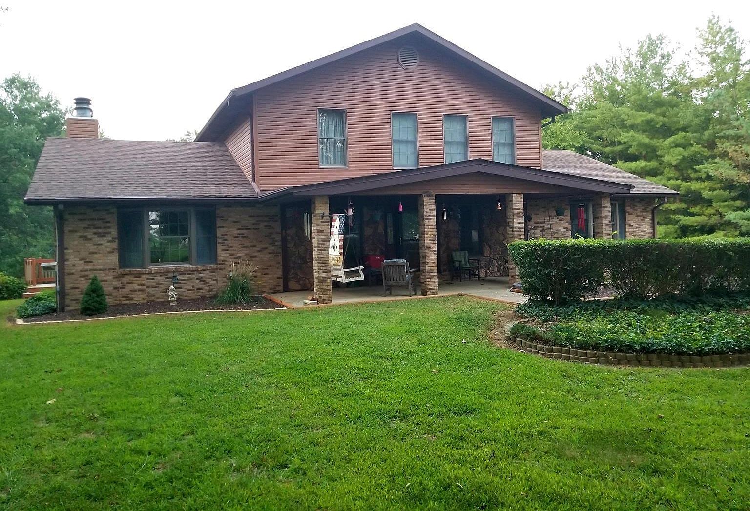 925 Oak Hill St, Trenton, IL 62293 Zillow