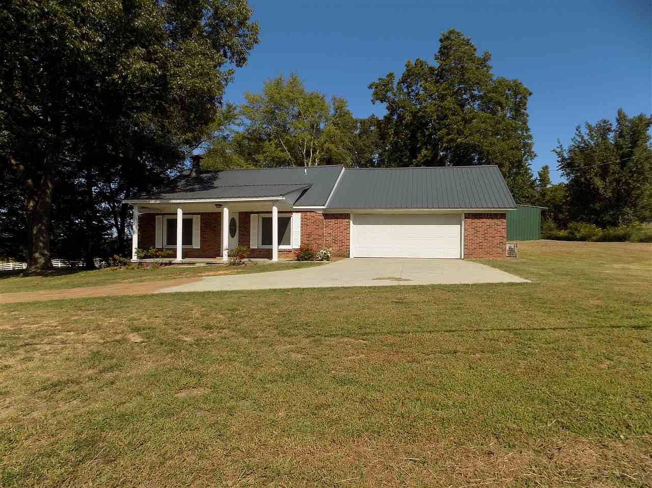 728 Concord Cades Rd, Trenton, TN 38382 Zillow