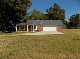728 Concord Cades Rd, Trenton, TN 38382