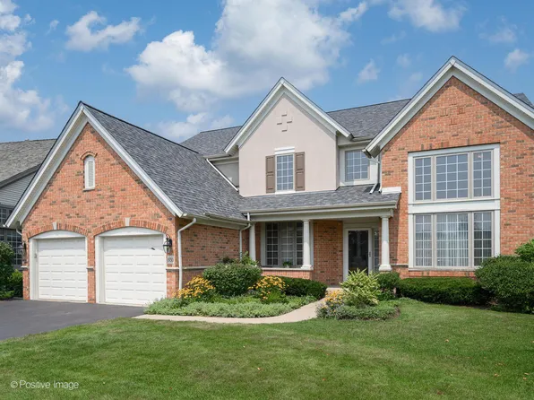 1930 Westleigh Dr, Glenview, IL 60025