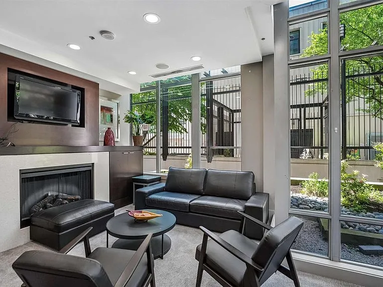 1255 Seymour St #2305 — Photo 25