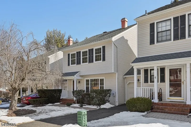 2 bed, 2.5 bath, $3,350 — Photo 1