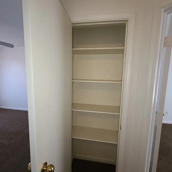 2802C Leroy Cir #C — Photo 6