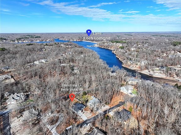 3rd image of 5 Renfrew Ln