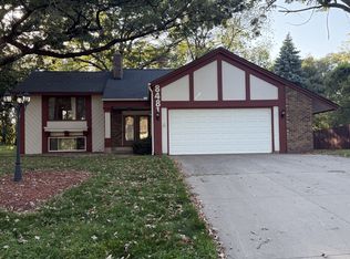 8481 142nd Street Ct, Saint Paul, MN 55124