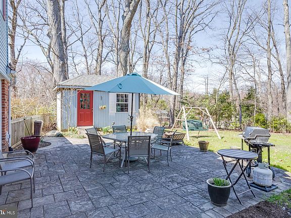 5th image of 9512 Saint Charles Pl
