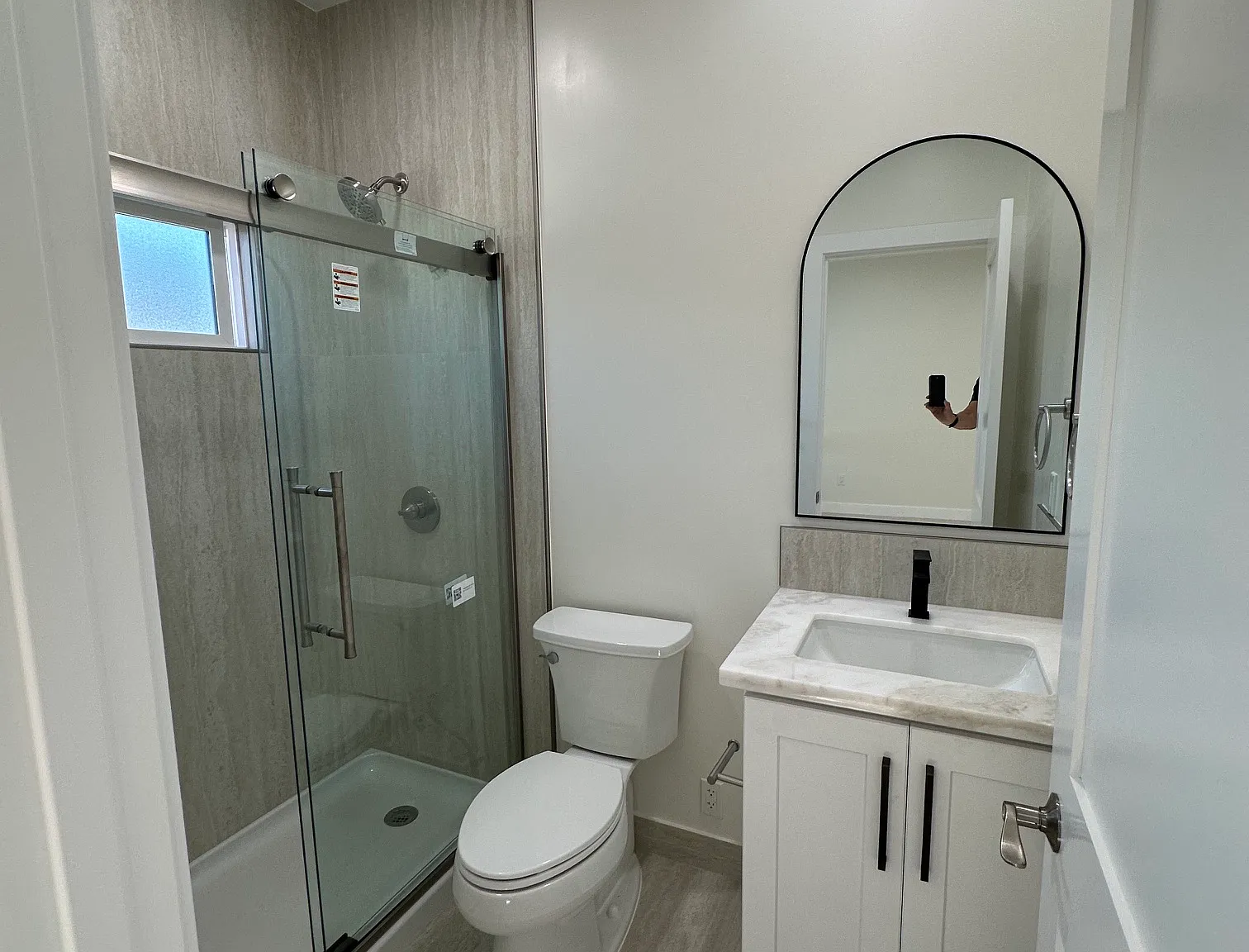 2 bed, 800 sqft, $2,995 — Photo 4