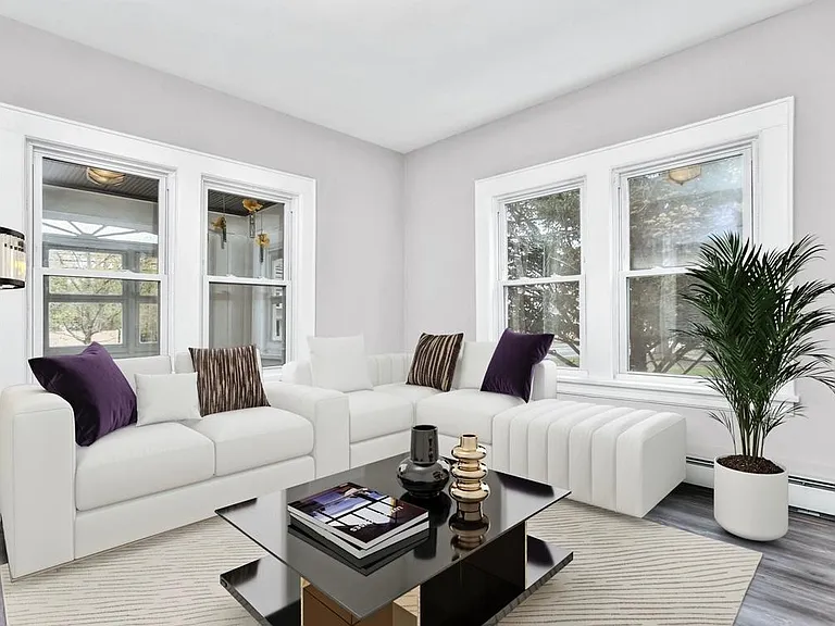 19 Maple Ave N #2 — Photo 4