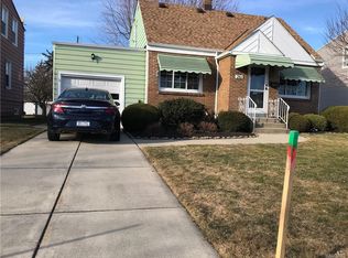 261 Lowell Rd, Buffalo, NY 14217