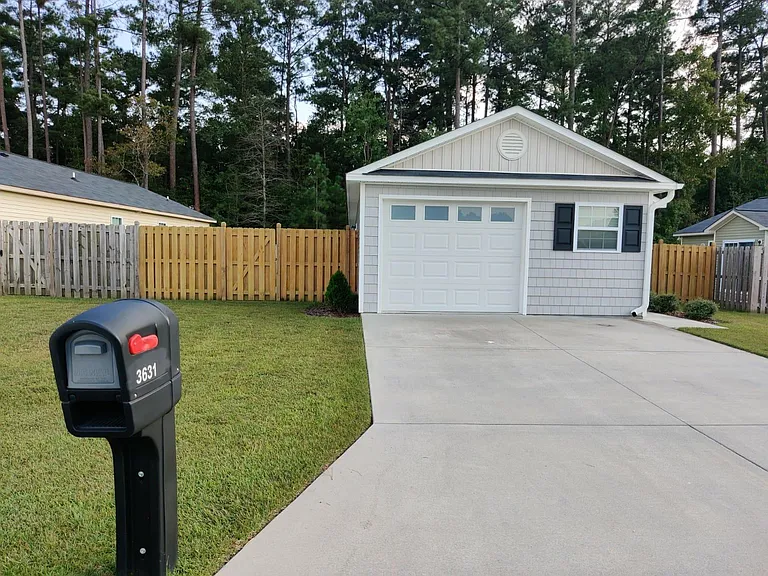 3631 Ramsey Dr — Photo 3