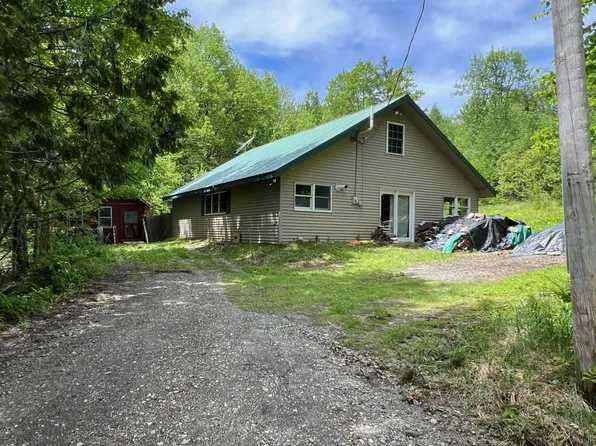7 Zion Hill Road, Wellington, ME 04942