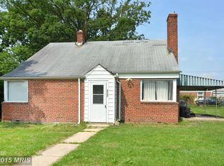 8130 Lockney Ave, Takoma Park, MD 20912