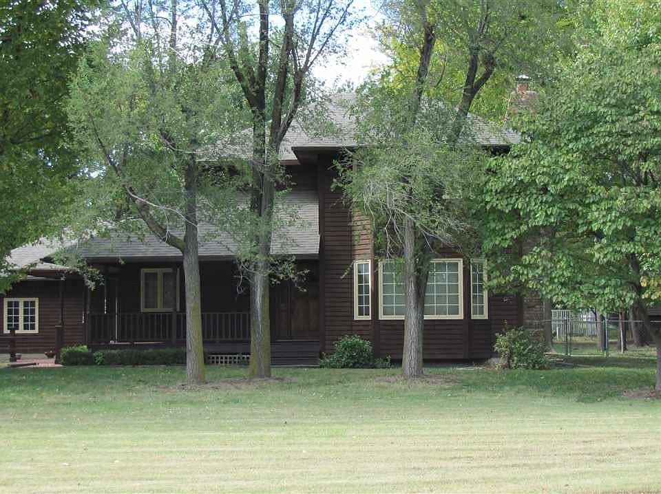 1st image of 301 Bluestem St
