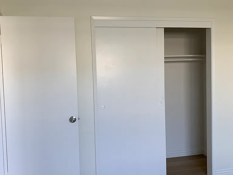 1929 California St #5 — Photo 6