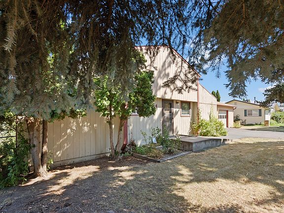 2nd image of 254 Farview Dr