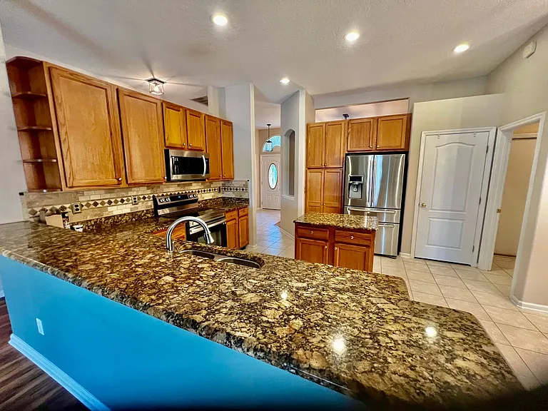 3037 Captiva Bluff Cir — Photo 15