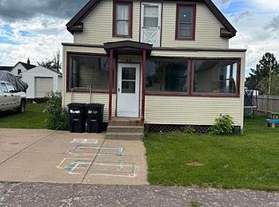 22 1st St, South Range, MI 49963