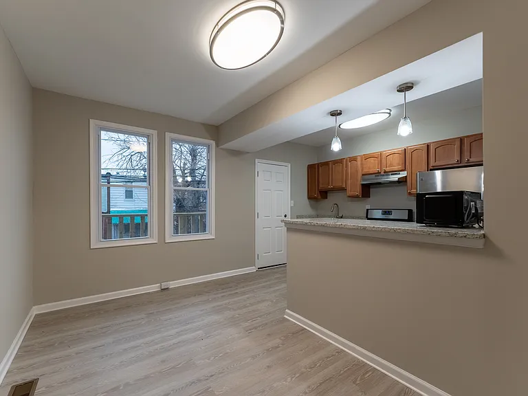 3220 Lyndale Ave — Photo 4