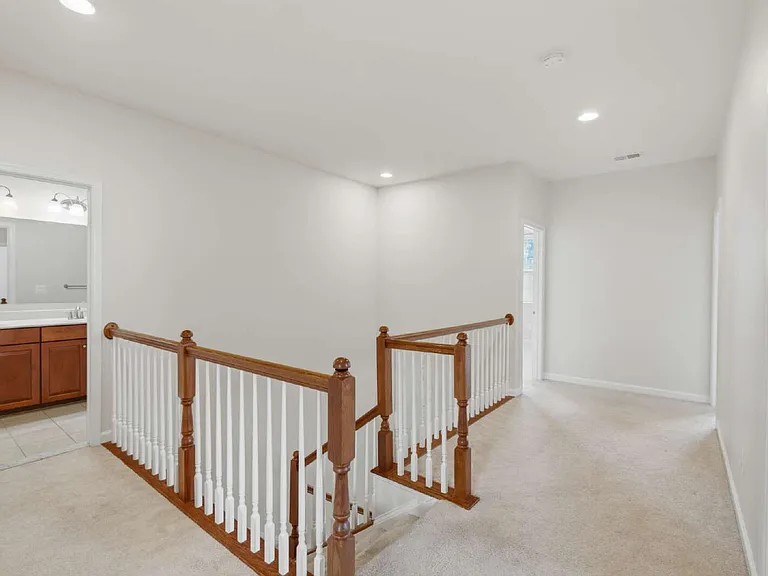 20920 Ashburn Heights Dr — Photo 26