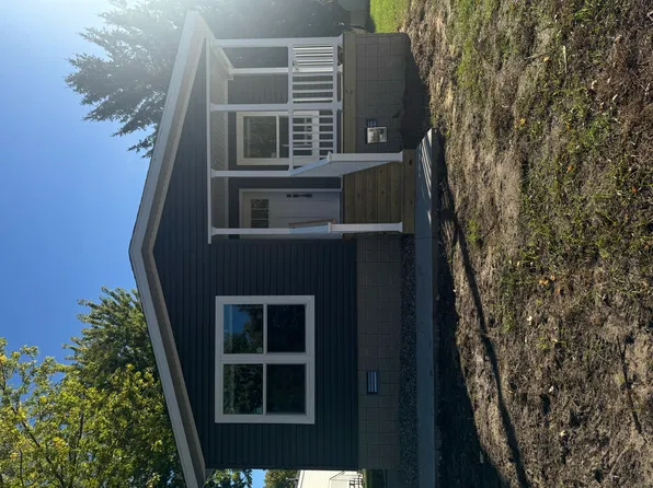 1572 Park St #1572, Saint Paul, MN 55126