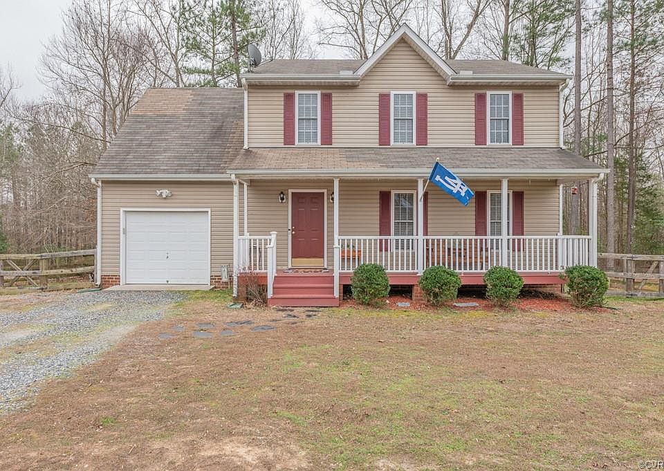 1st image of 15631 Pypers Pointe Dr