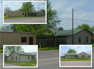 402 E 4th St, Taylor, TX 76574