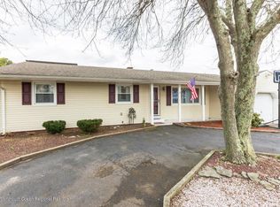 129 S Shore Dr, Toms River, NJ 08753